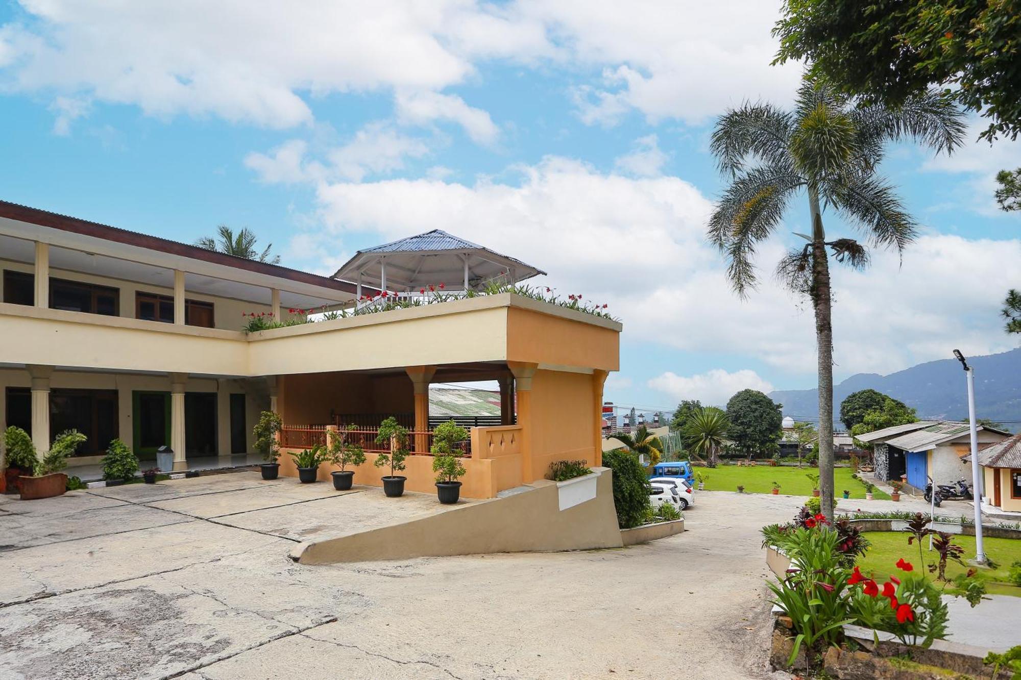 Capital O 93349 Hotel Gondangdia Bogor Exteriör bild
