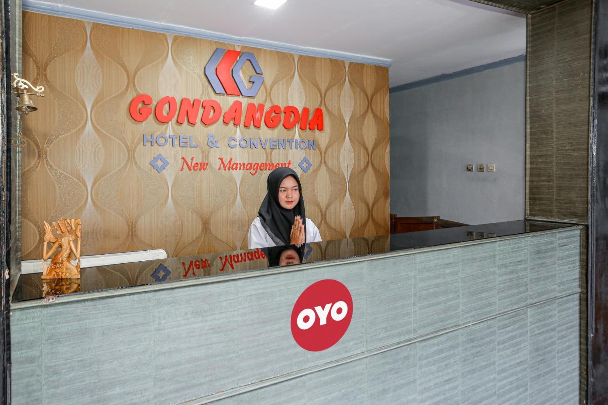 Capital O 93349 Hotel Gondangdia Bogor Exteriör bild